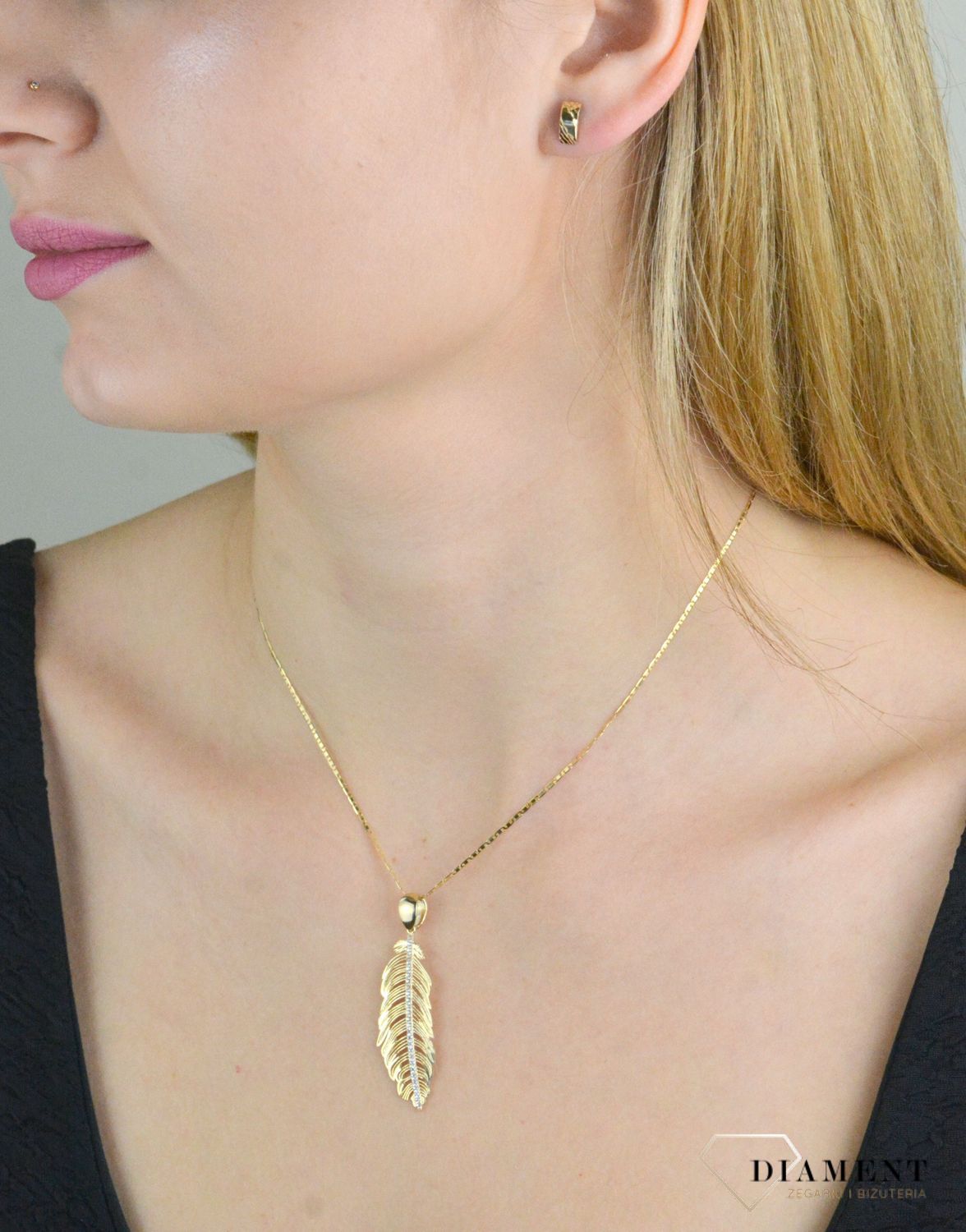 Złota zawieszka 585 piórko ZA 7453 585.jpg